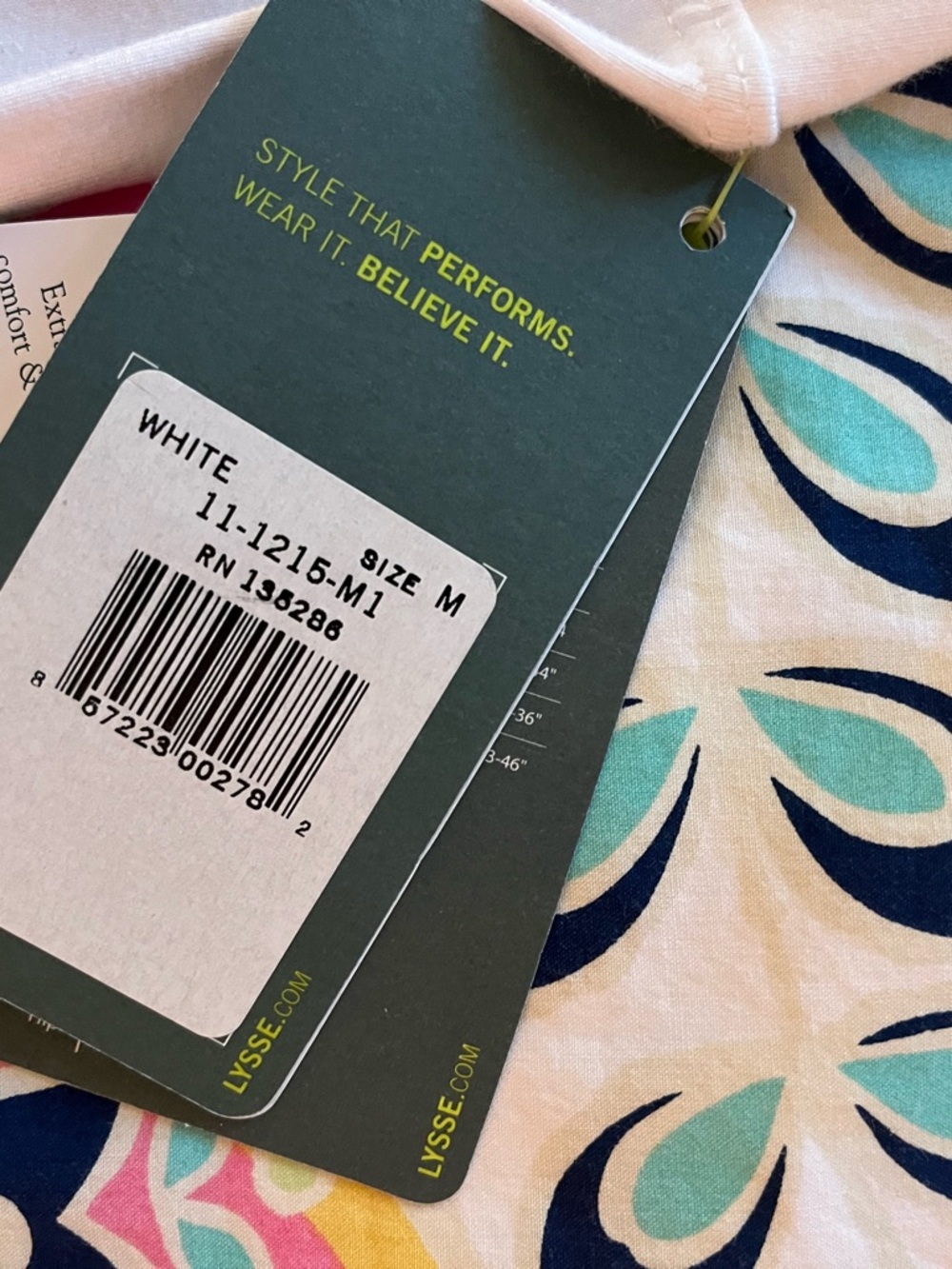 Lysse White Capri Leggings - Picture 3 of 4